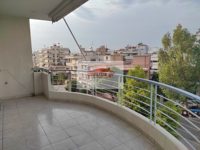 (For Sale) Residential Floor Apartment || Athens South/Palaio Faliro - 120 Sq.m, 3 Bedrooms, 340.000€ 