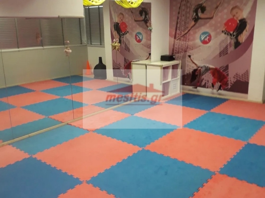 (Προς Ενοικίαση) Επαγγελματικός Χώρος Κατάστημα || Αθήνα Νότια/Νέα Σμύρνη - 220 τ.μ, 2.900€ 