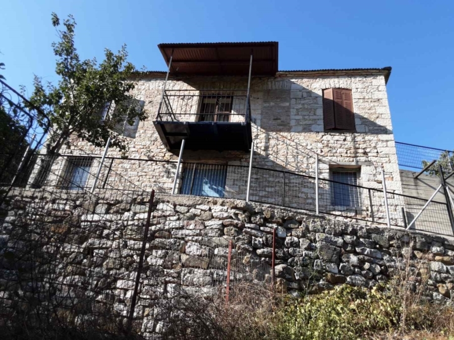 (Προς Πώληση) Κατοικία Μονοκατοικία || Ν. Ευρυτανίας/Καρπενήσι - 125 τ.μ, 100.000€ 