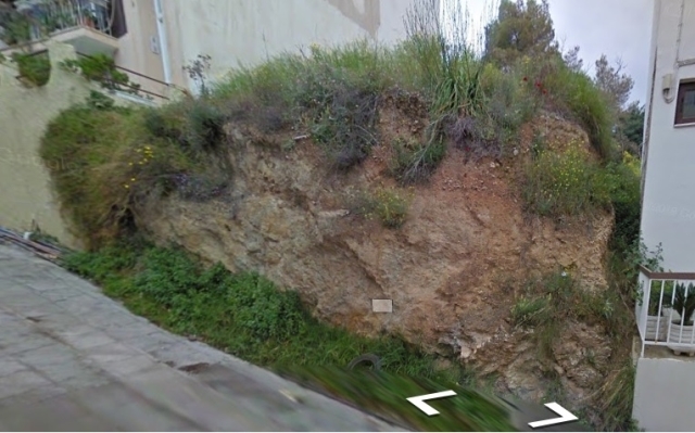 (Verkauf) Nutzbares Land Grundstück || Athens Center/Ilioupoli - 150 m², 140.000€ 